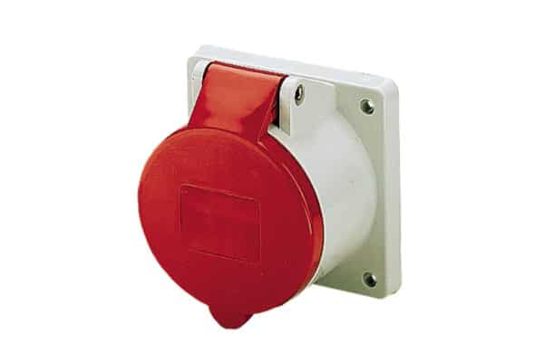 stikkontakt–innfelt-rett-416-6-5p